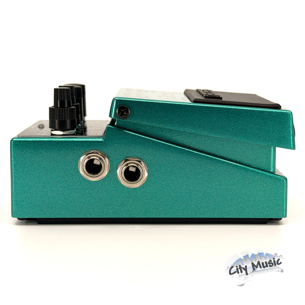 Used Boss SL-2 Slicer Audio Pattern Processor Guitar Effects Pedal ♪