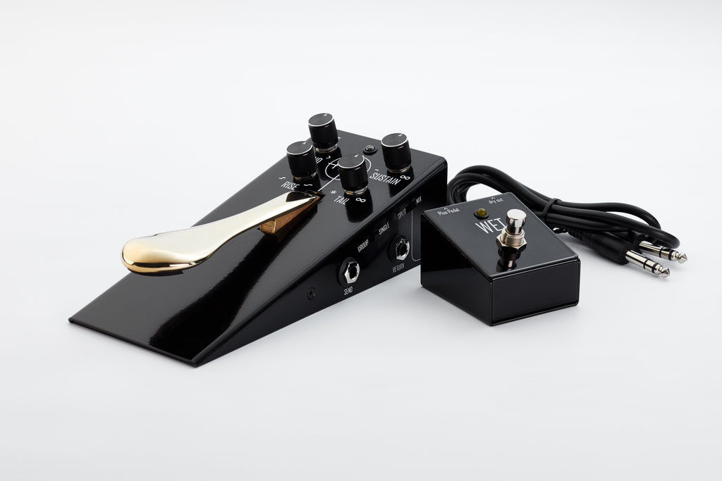 Gamechanger Audio Plus sustain pedal — detail of gold sustain spoon footswitch