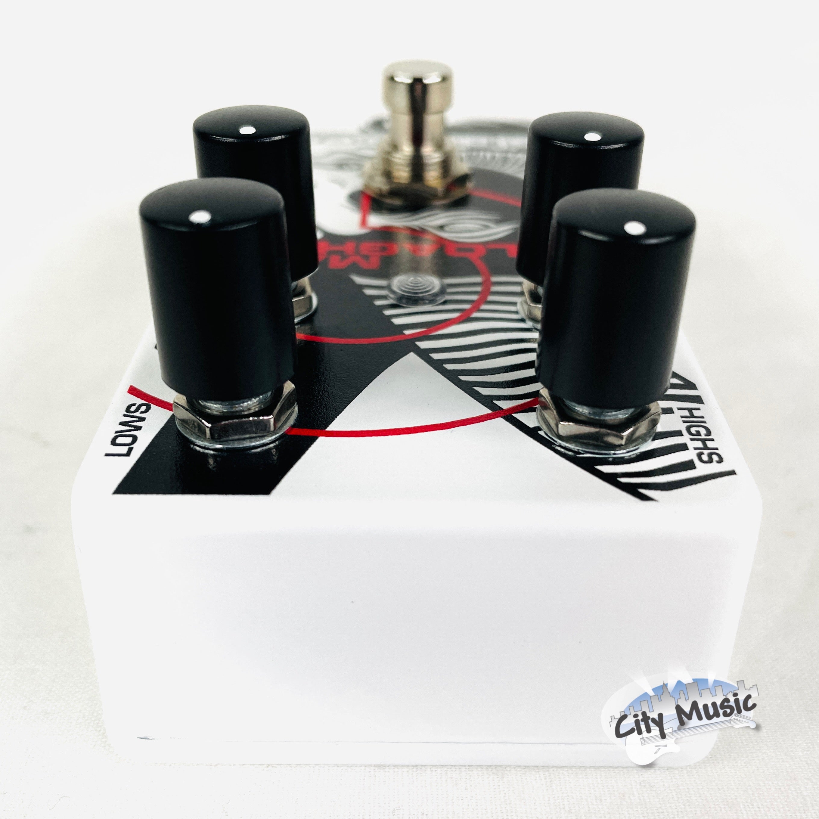 Catalinbread Manx Loaghtan fuzz pedal - footswitch detail