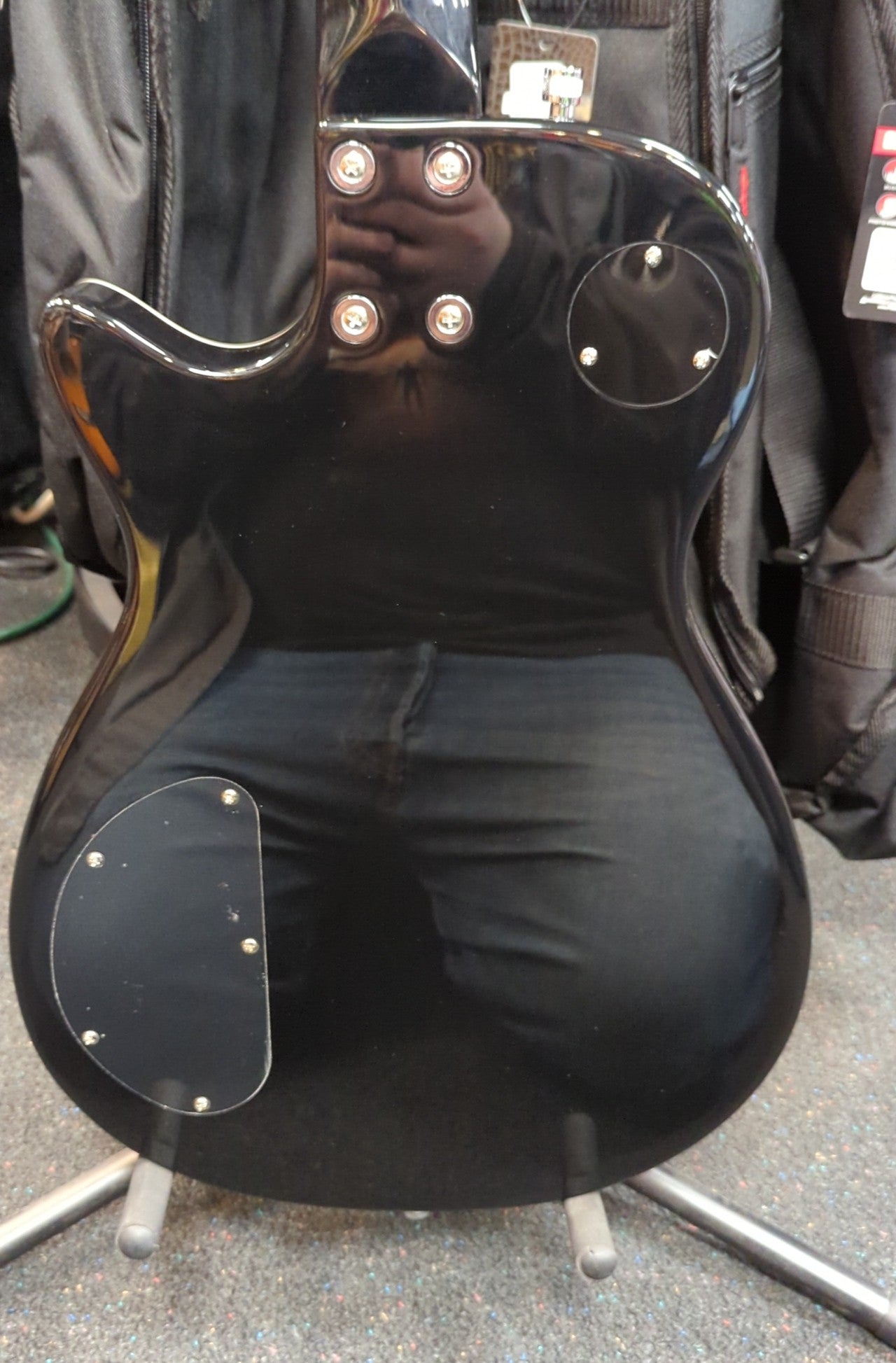 Gretsch G5260T Electromatic Jet Baritone with Bigsby — Black back view