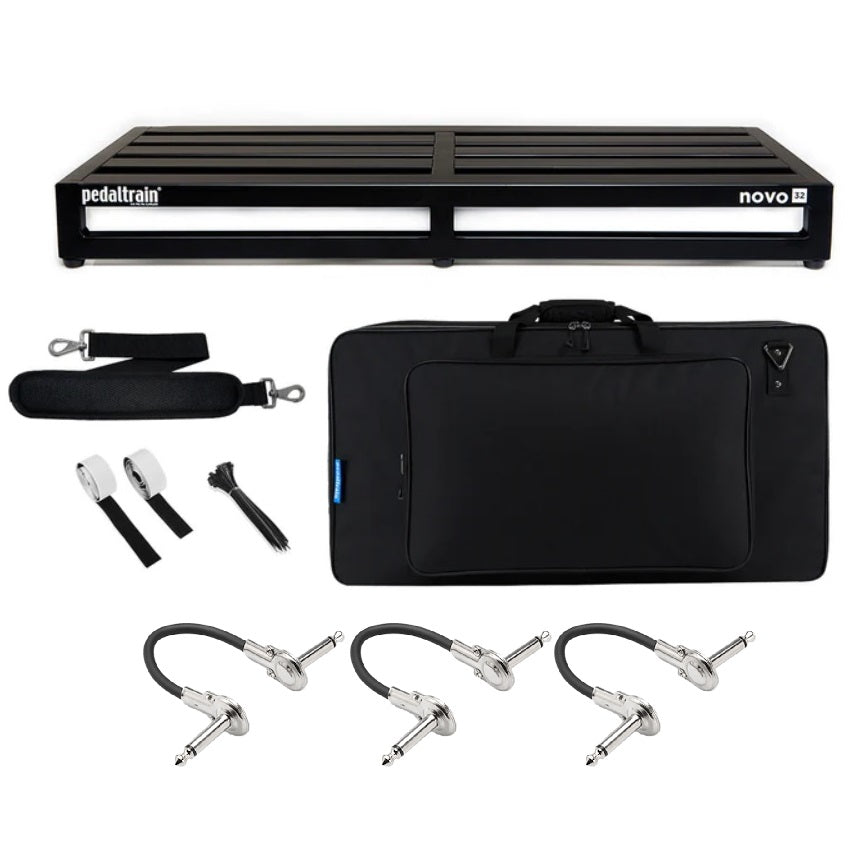 Pedaltrain Novo 32 pedalboard — black five-rail board with soft case and patch cables