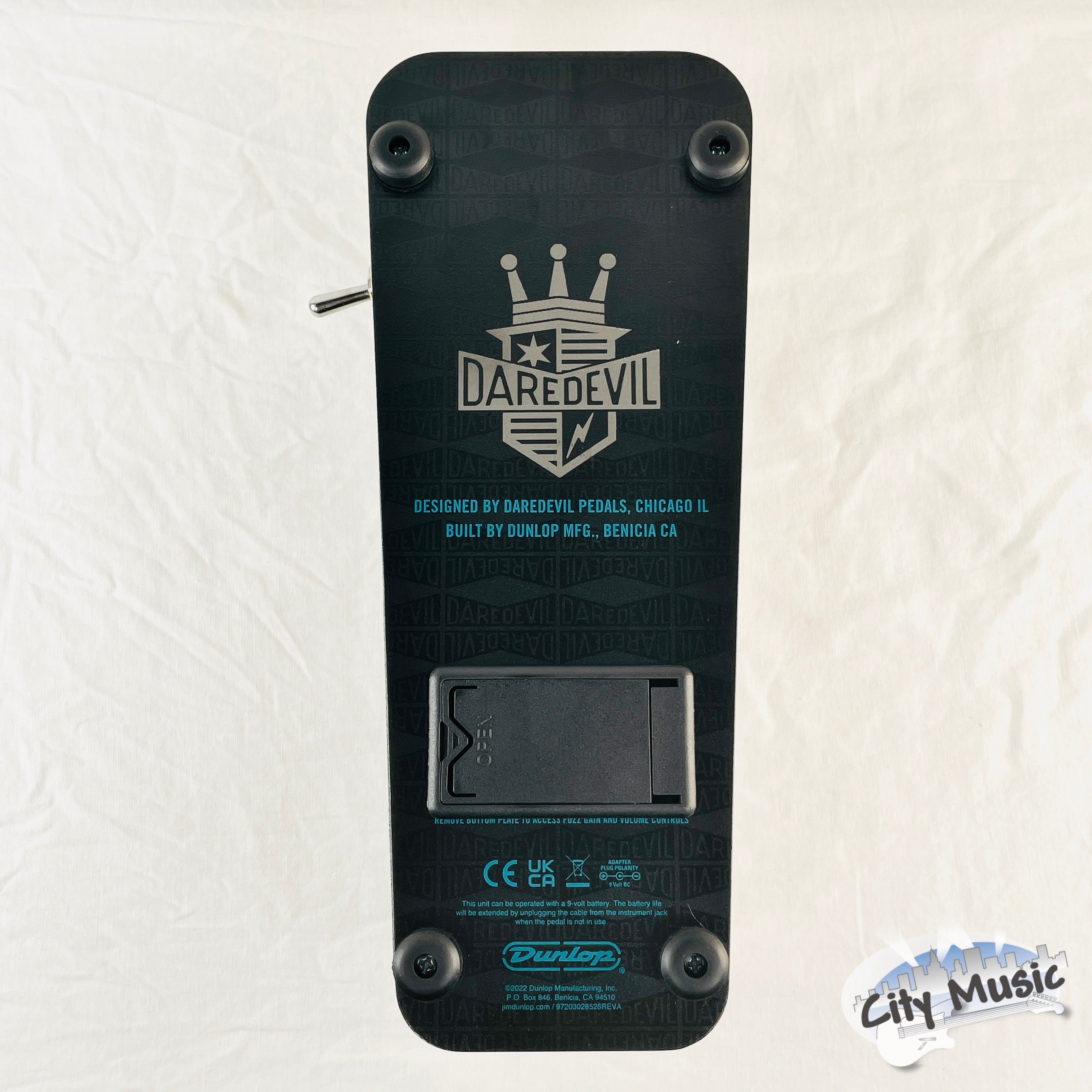 Dunlop DD95FW Cry Baby Daredevil Fuzz Wah pedal — underside view