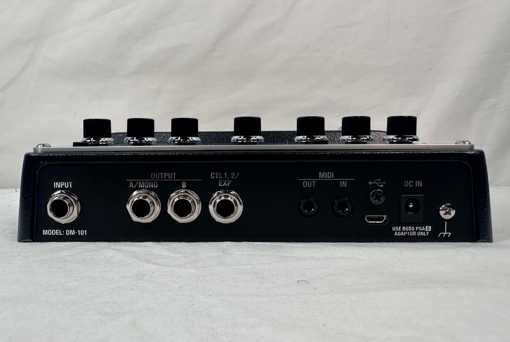 Boss DM-101 Delay Machine Analog Delay Guitar Effects Pedal