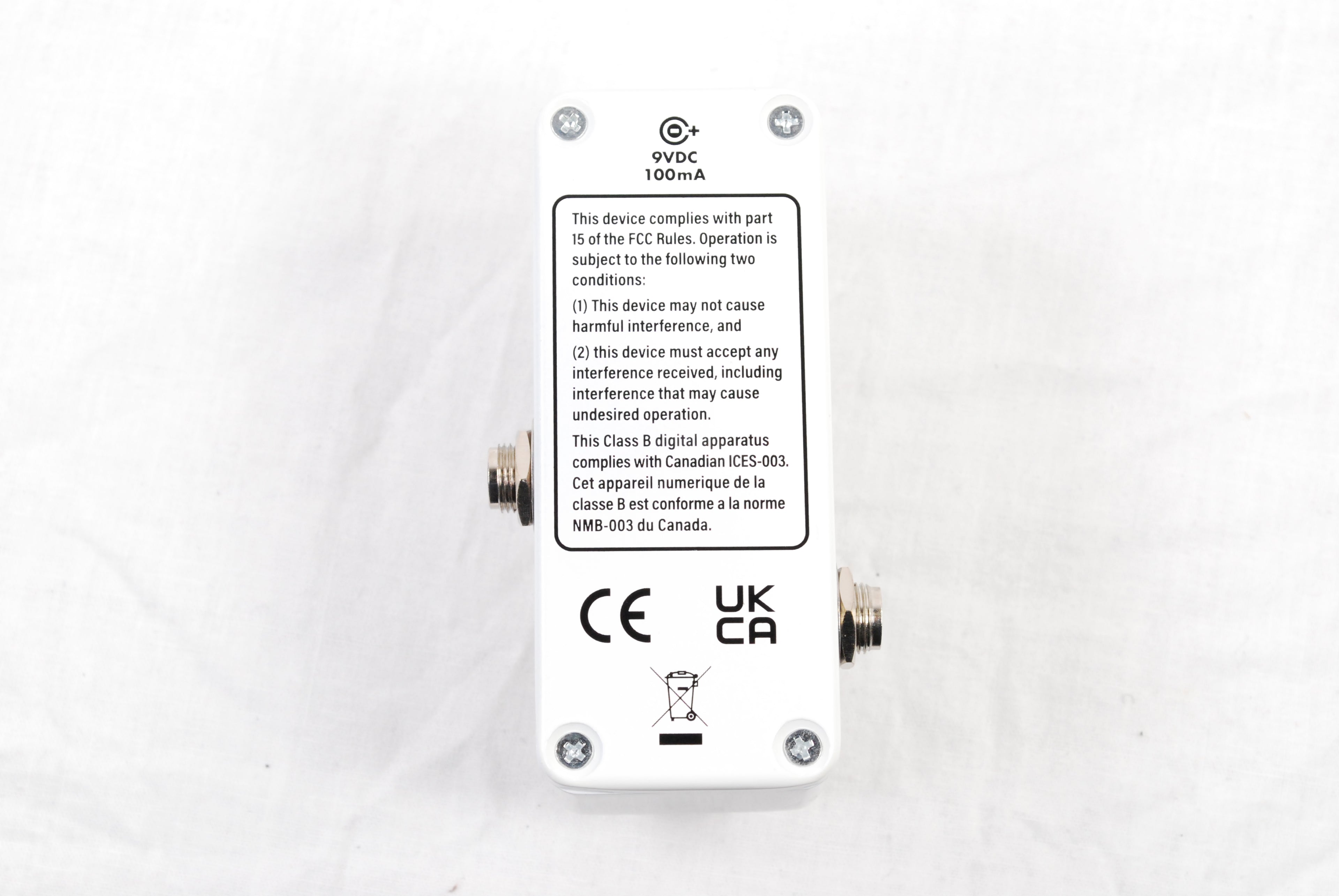 Electro-Harmonix Pico Canyon Echo delay pedal — side view