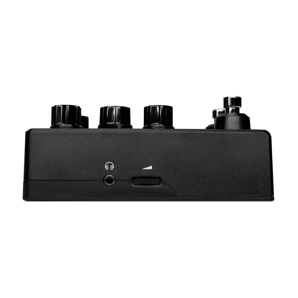 Line 6 POD Express Black — USB-C and headphone outputs