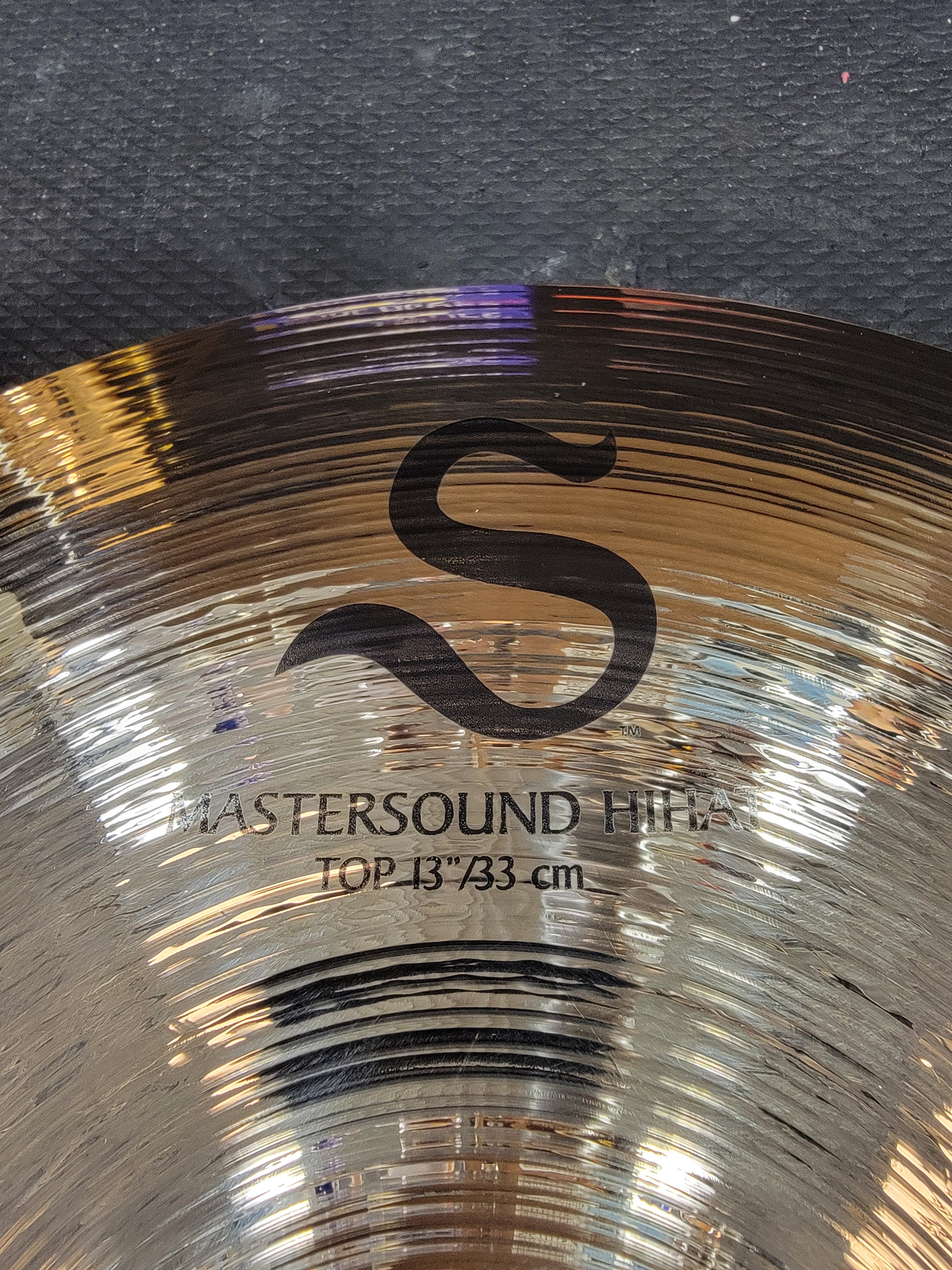 Zildjian S13MPR Mastersound Hi-Hat pair - top cymbal detail