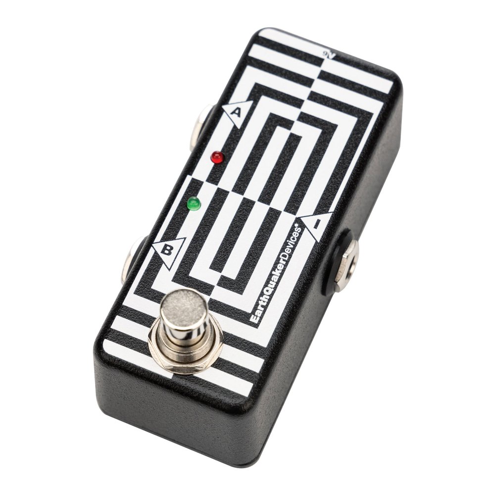 EarthQuaker Devices A/B Box switch pedal - side view