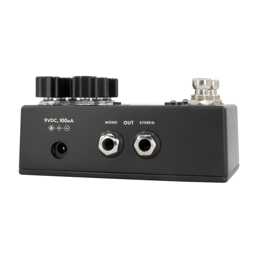 Walrus Audio Monumental tremolo pedal — top edge input output jacks