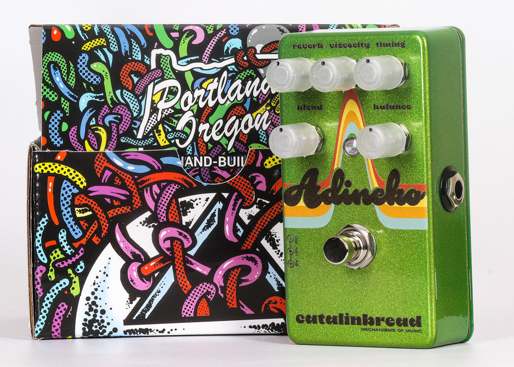 Catalinbread Adineko delay pedal — StarCrash 70s rainbow graphic