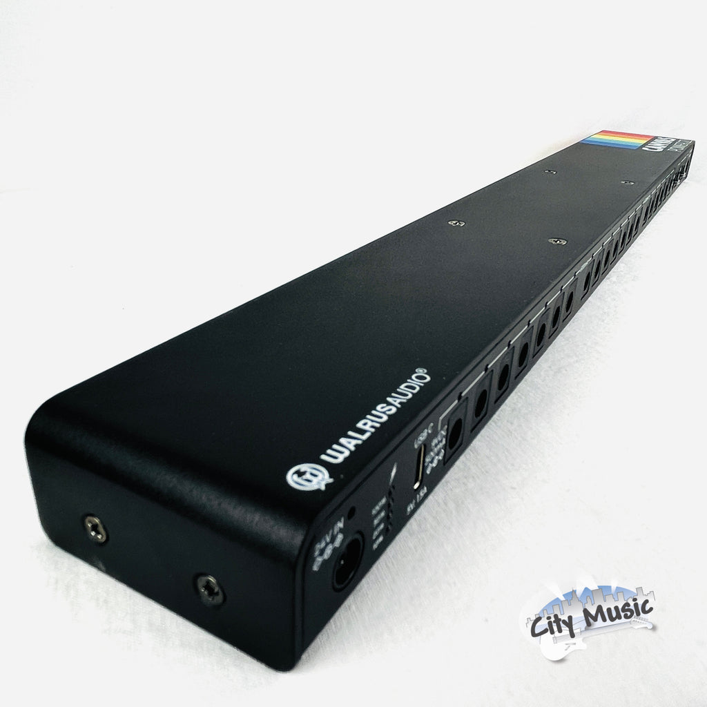 Walrus Audio Canvas Power 22 DC power supply — power brick detail