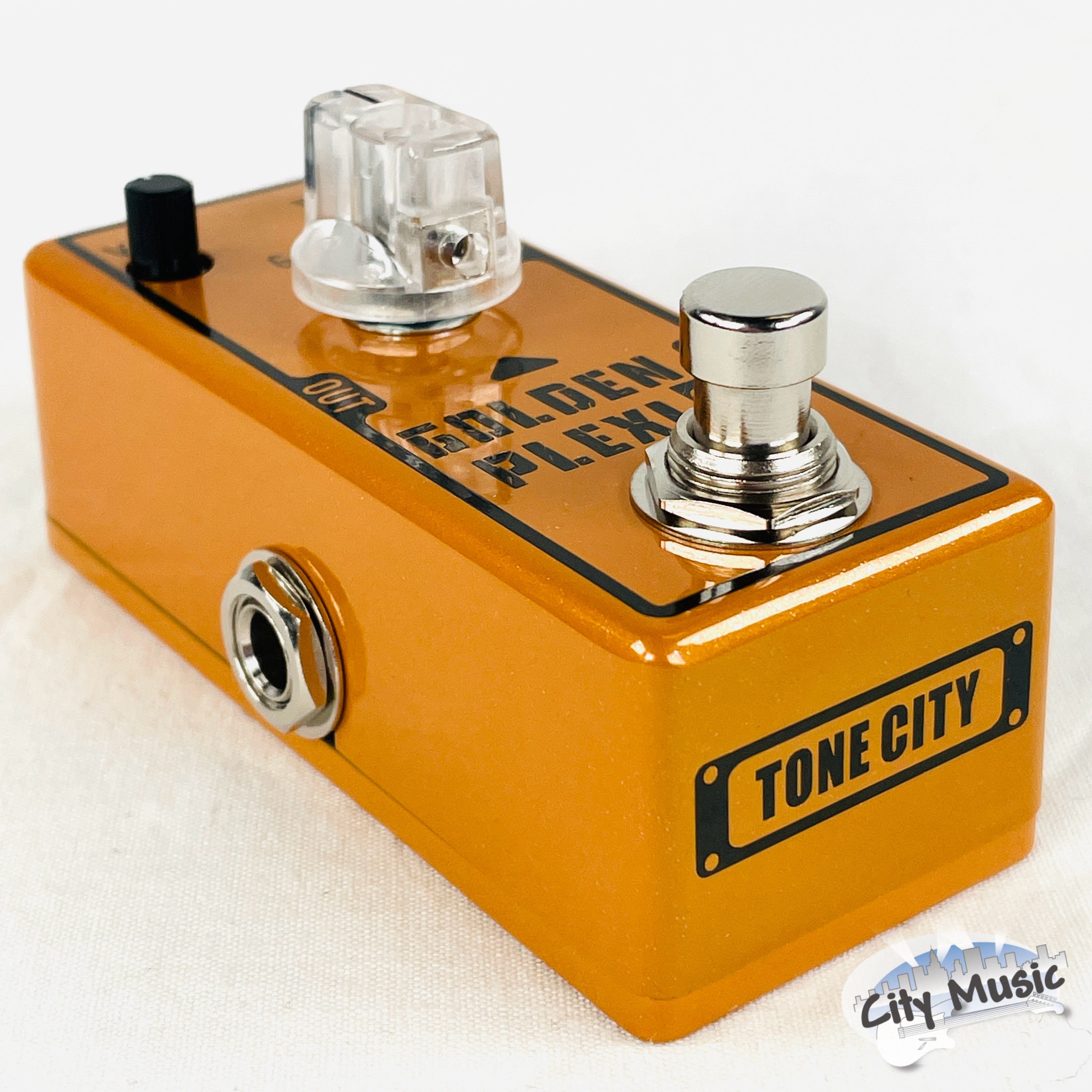 Tone City Golden Plexi V2 distortion pedal — footswitch detail