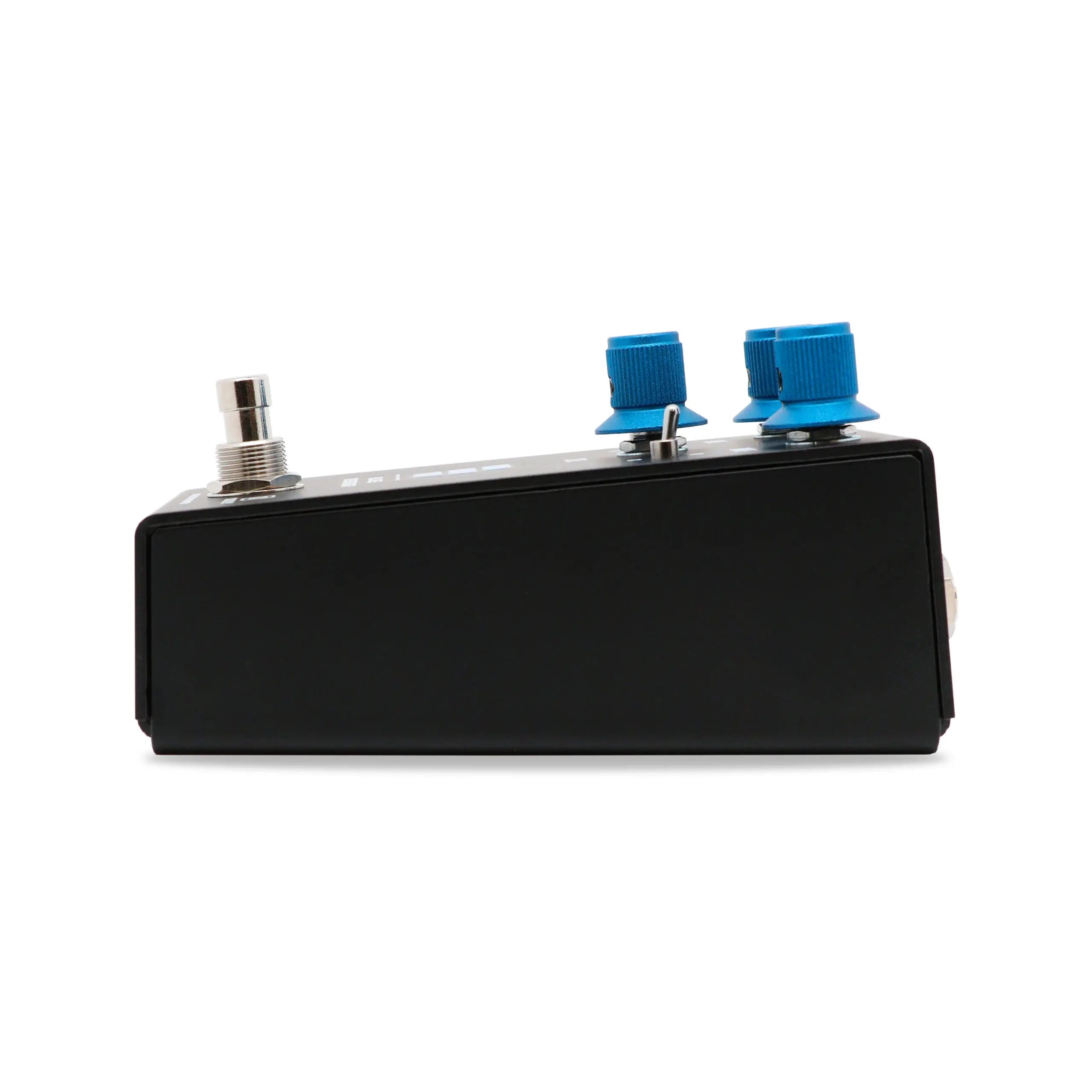 Keeley Blues Disorder overdrive distortion pedal — footswitch and jacks detail