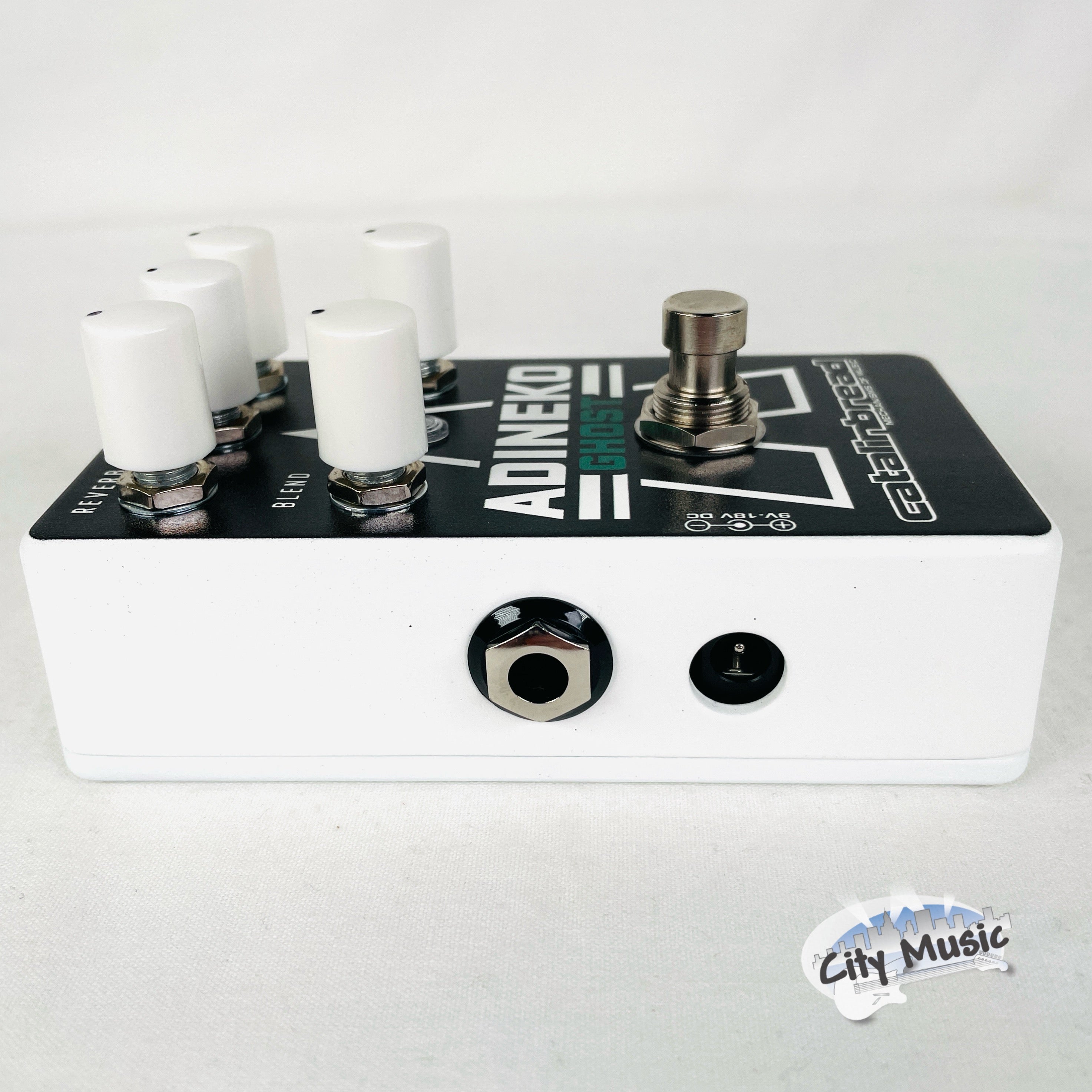 Used Catalinbread Adineko Ghost oil can delay pedal — footswitch close-up