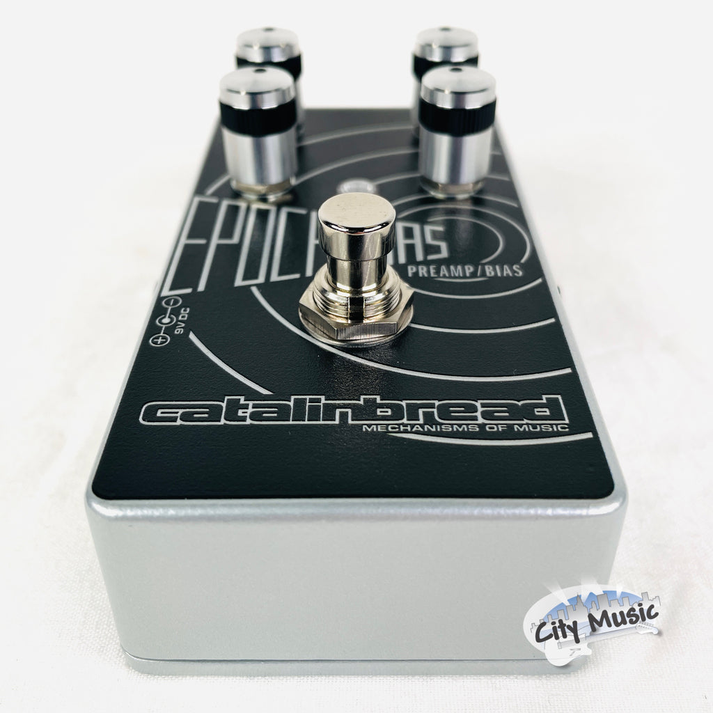 Catalinbread Epoch Bias preamp boost pedal - close-up of silver knobs