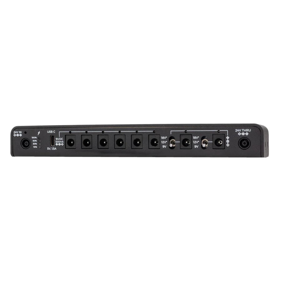 Walrus Audio Canvas Power 8 LINK — two units chained via 24V EIAJ power link cable