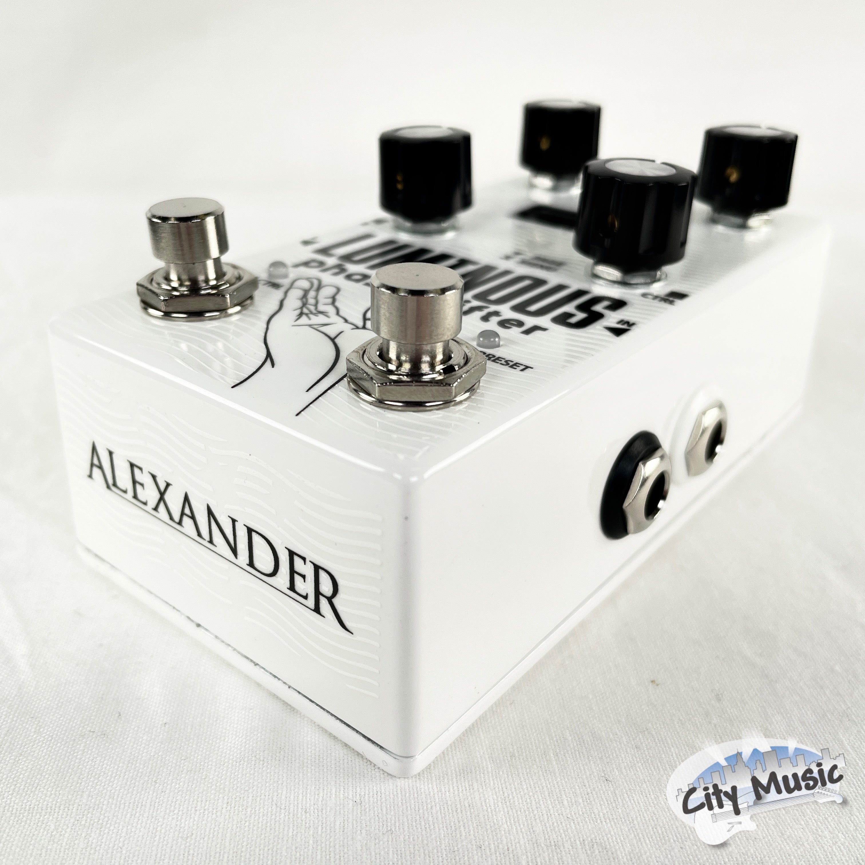 Used Alexander Luminous phaseshifter pedal — jacks