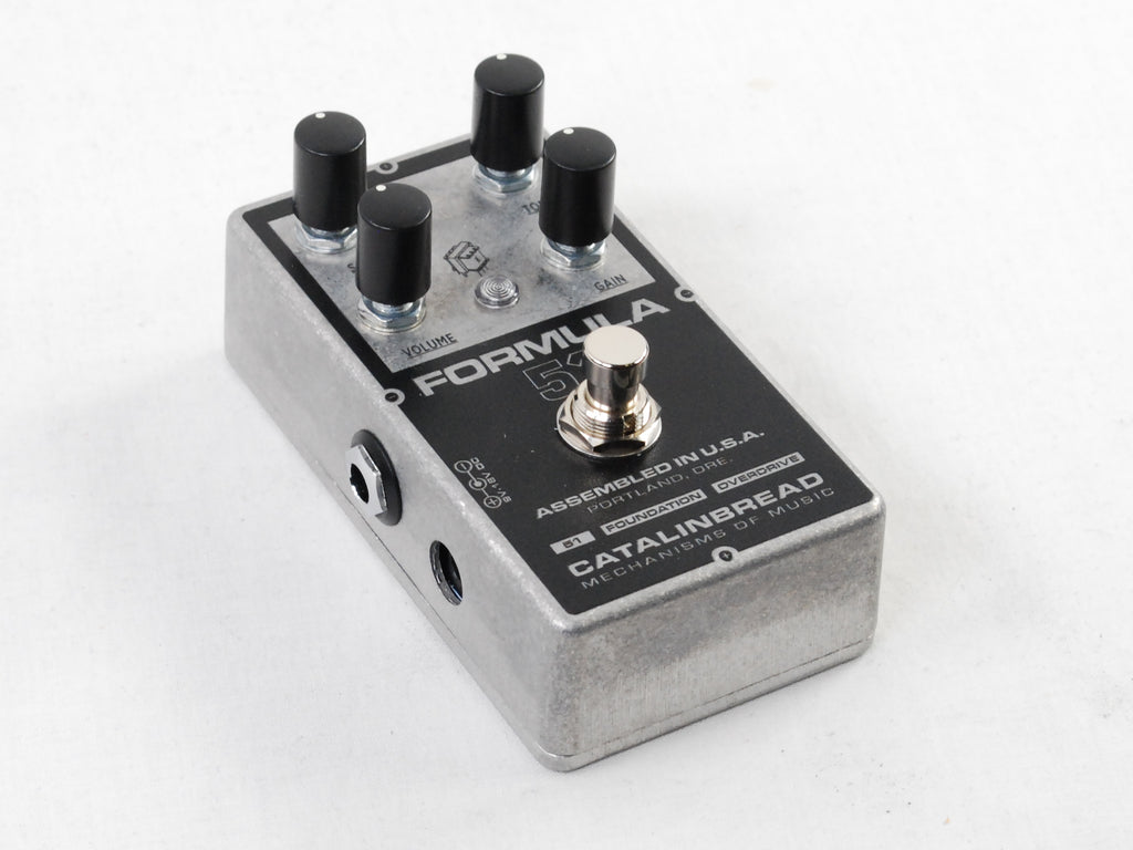 Catalinbread Formula 51 overdrive pedal — control knobs close-up