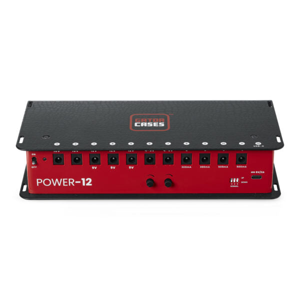 Gator PWR-12 pedal power supply — front outputs detail