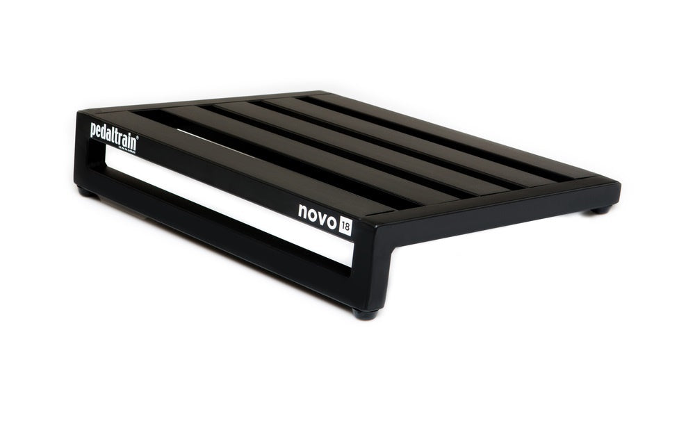 Pedaltrain Novo 18 five-rail pedalboard top down