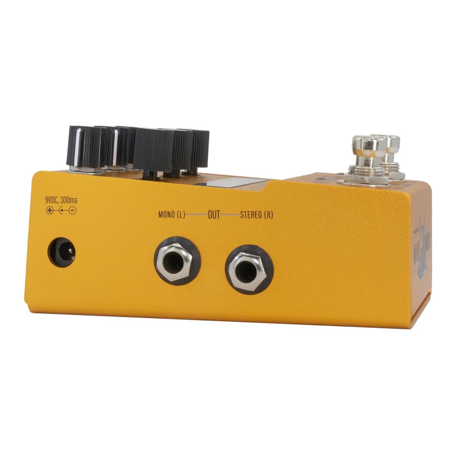Walrus Audio MAKO MKII ACS1 amp + cab simulator — OLED screen detail