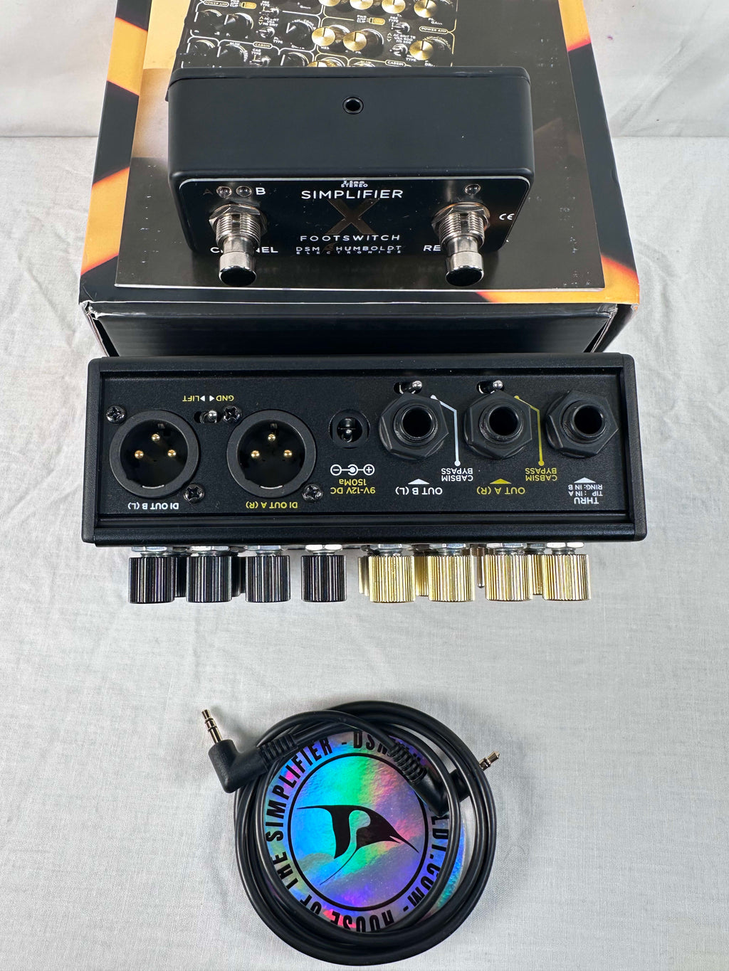 DSM & Humboldt Simplifier X dual amp simulator — angled view