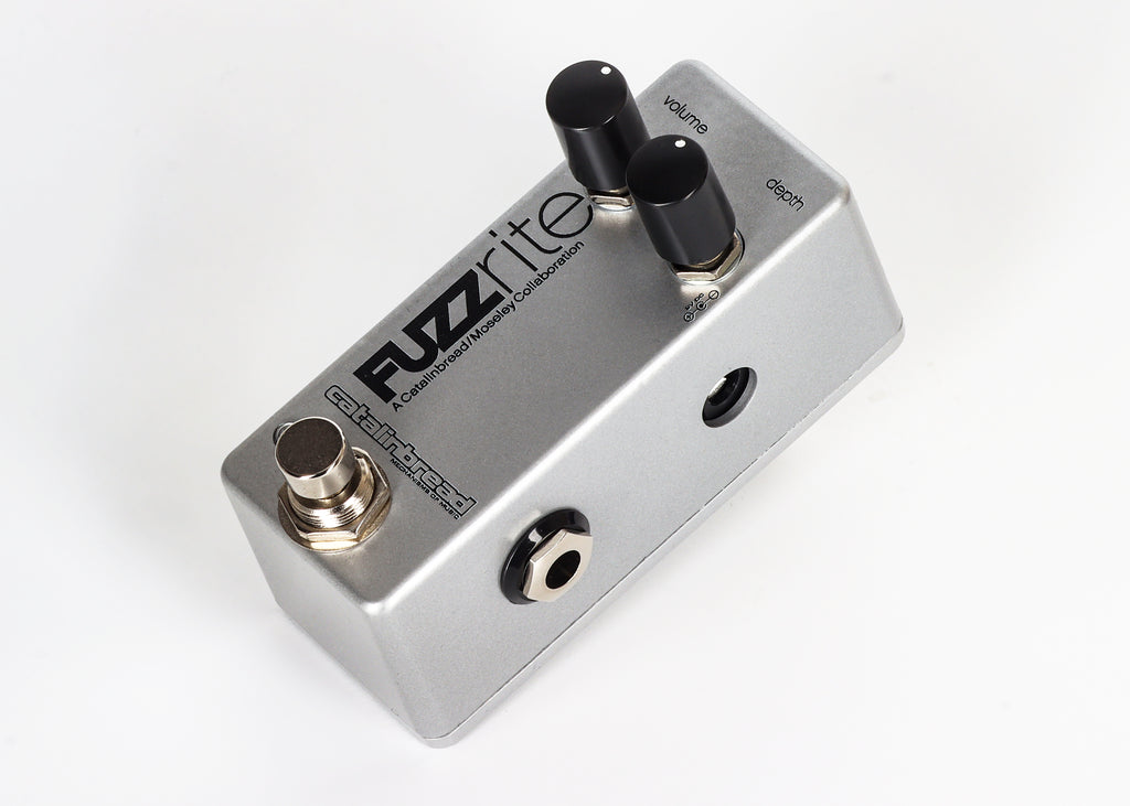 Catalinbread Fuzzrite Mini fuzz pedal — side view output jack