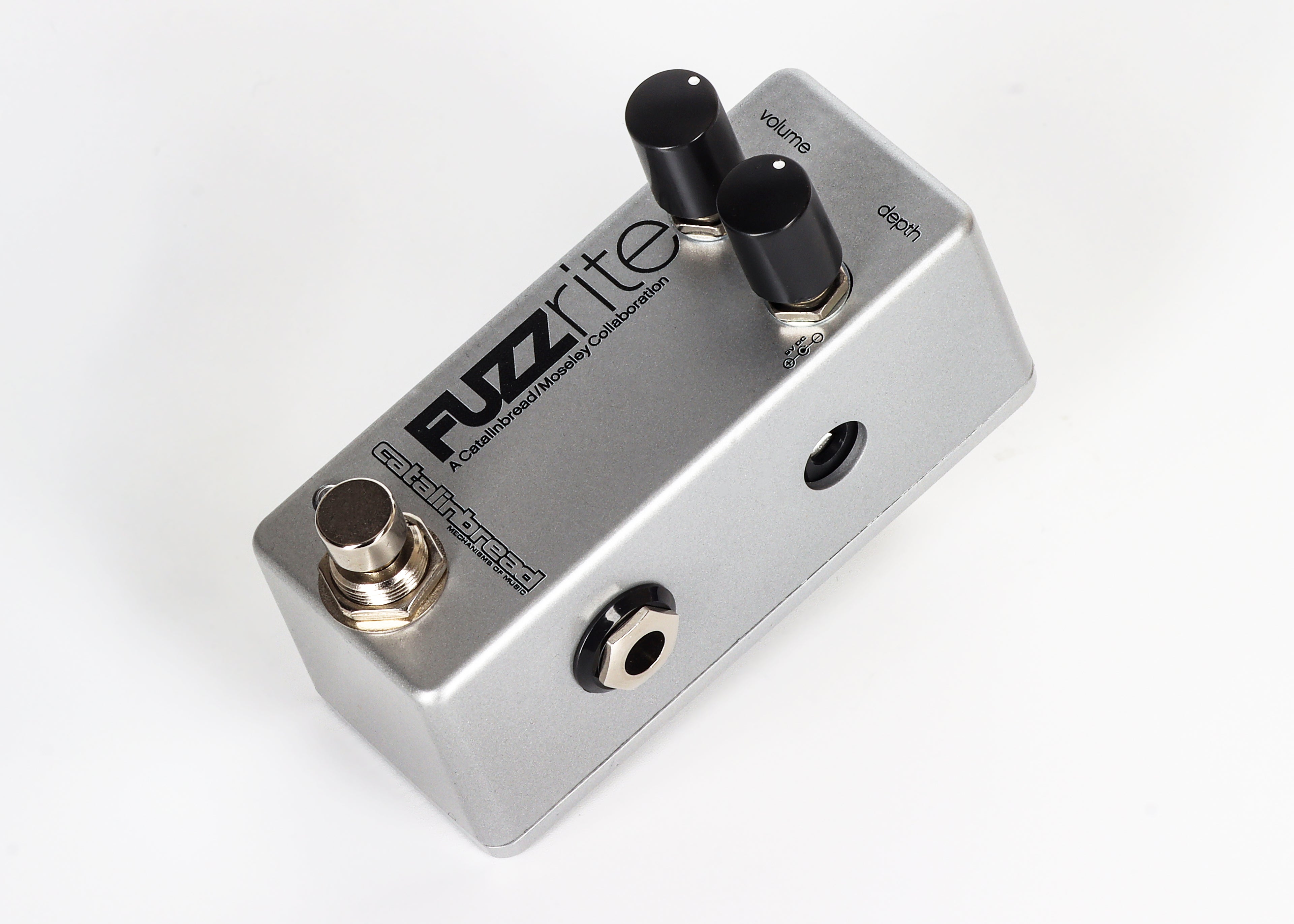 Catalinbread Fuzzrite Mini fuzz pedal — side view output jack