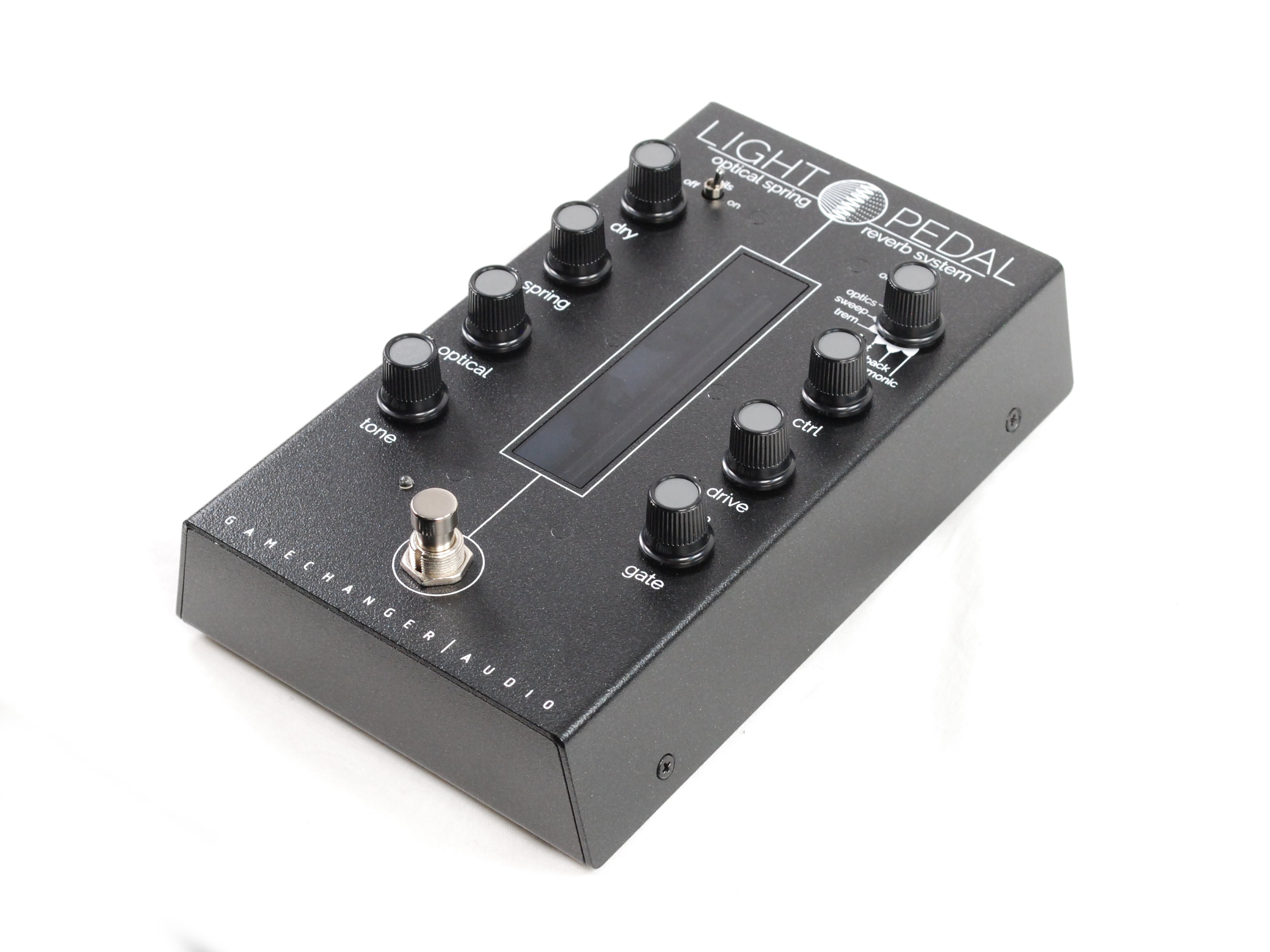 Gamechanger Audio LIGHT Pedal optical spring reverb — detail view