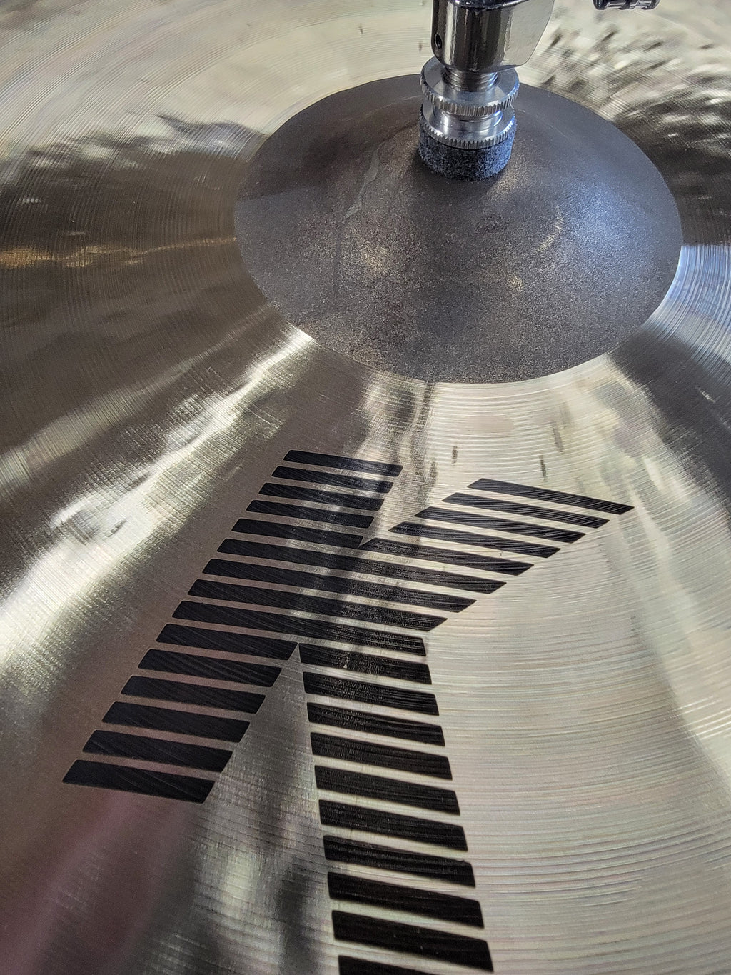 Zildjian K Sweet 16in Hi-Hats - stack view showing thin top and heavy bottom