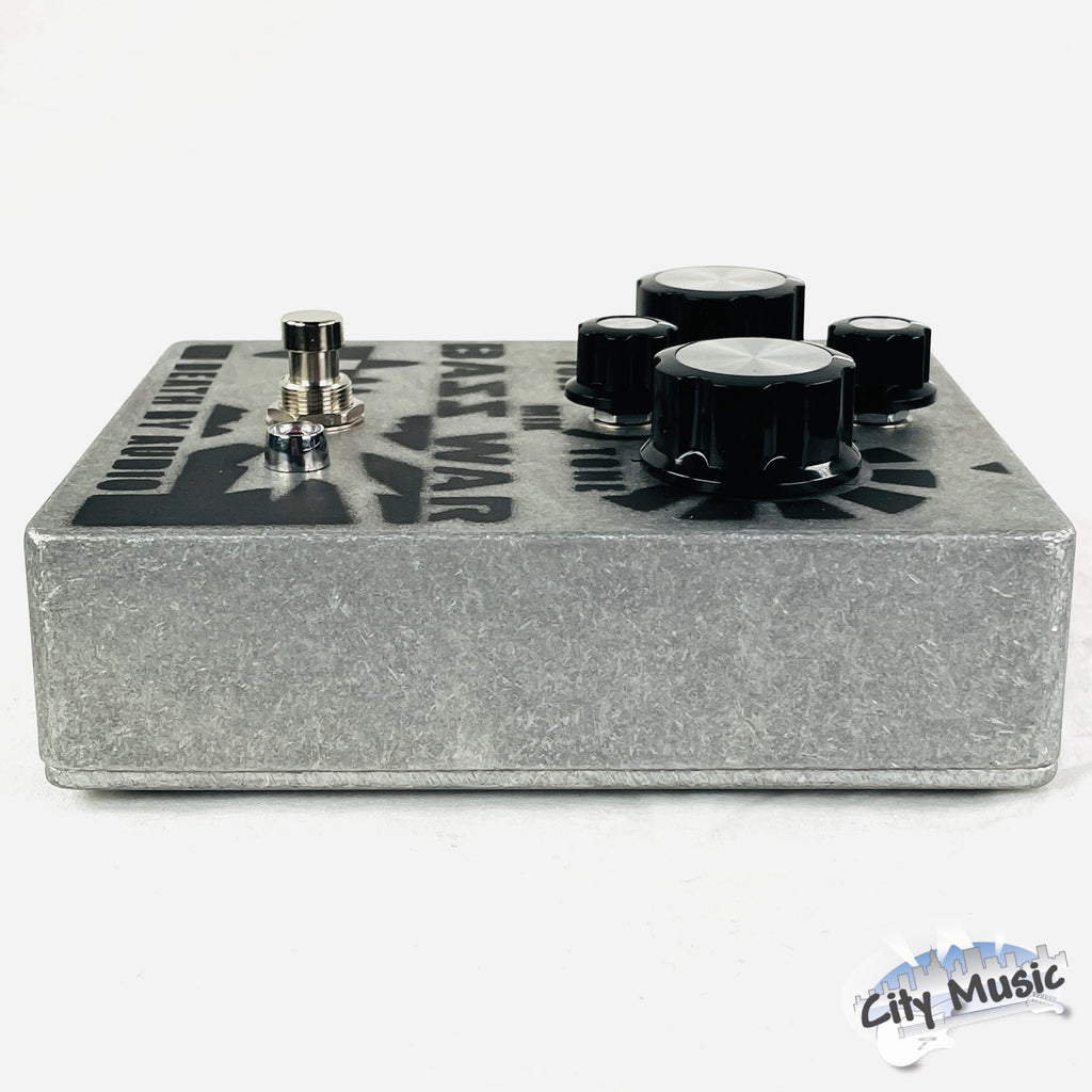 Used Death By Audio Bass War Fuzz Guitar Effects Pedal в™«