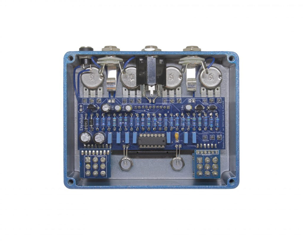 CopperSound Daedalus blue reverb pedal control knobs detail