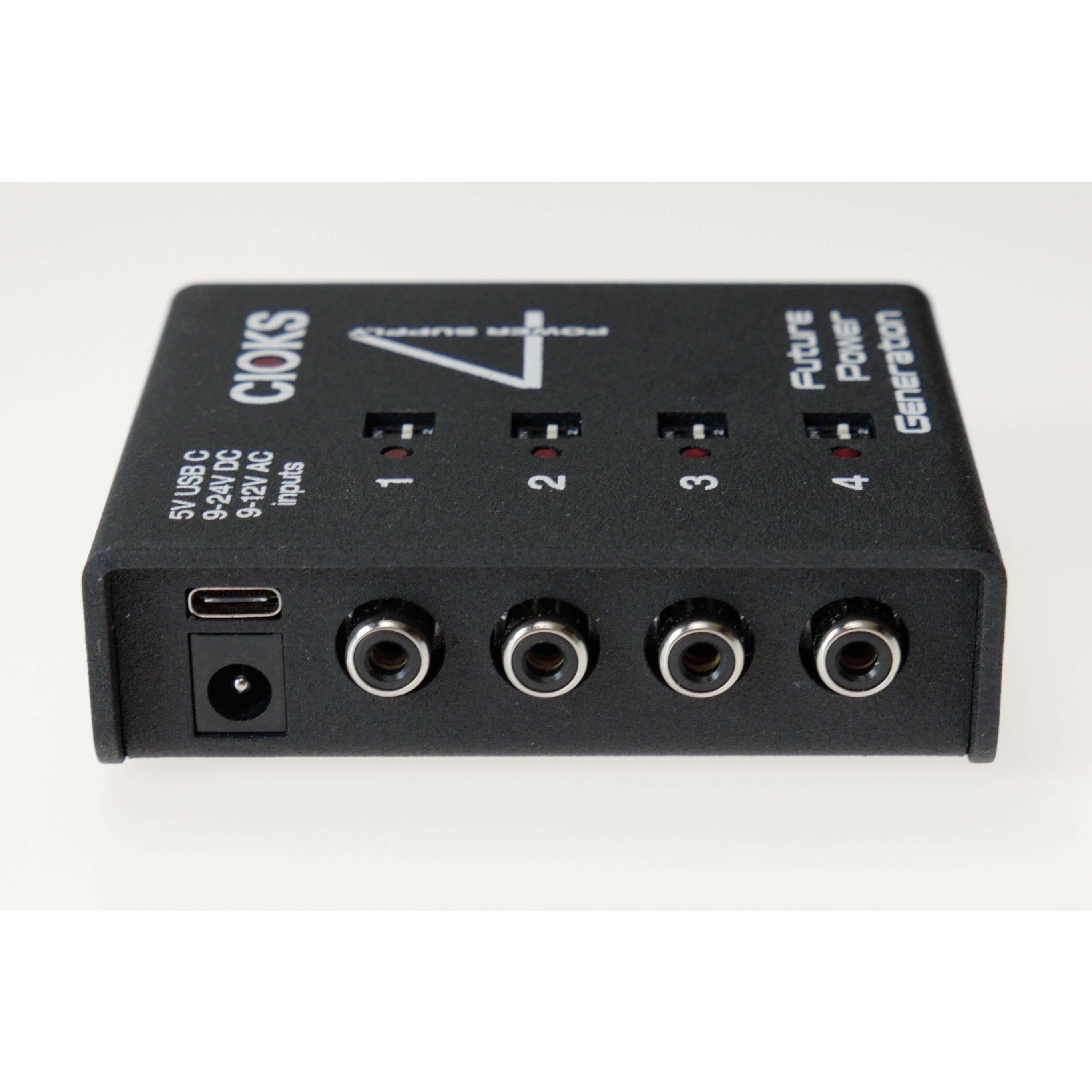 CIOKS 4 Adapter Kit pedal power supply left side view