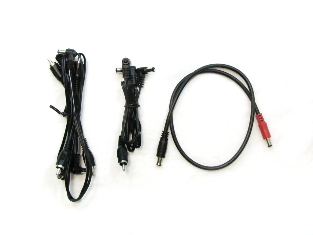 CIOKS 4 Expander power supply — rear view