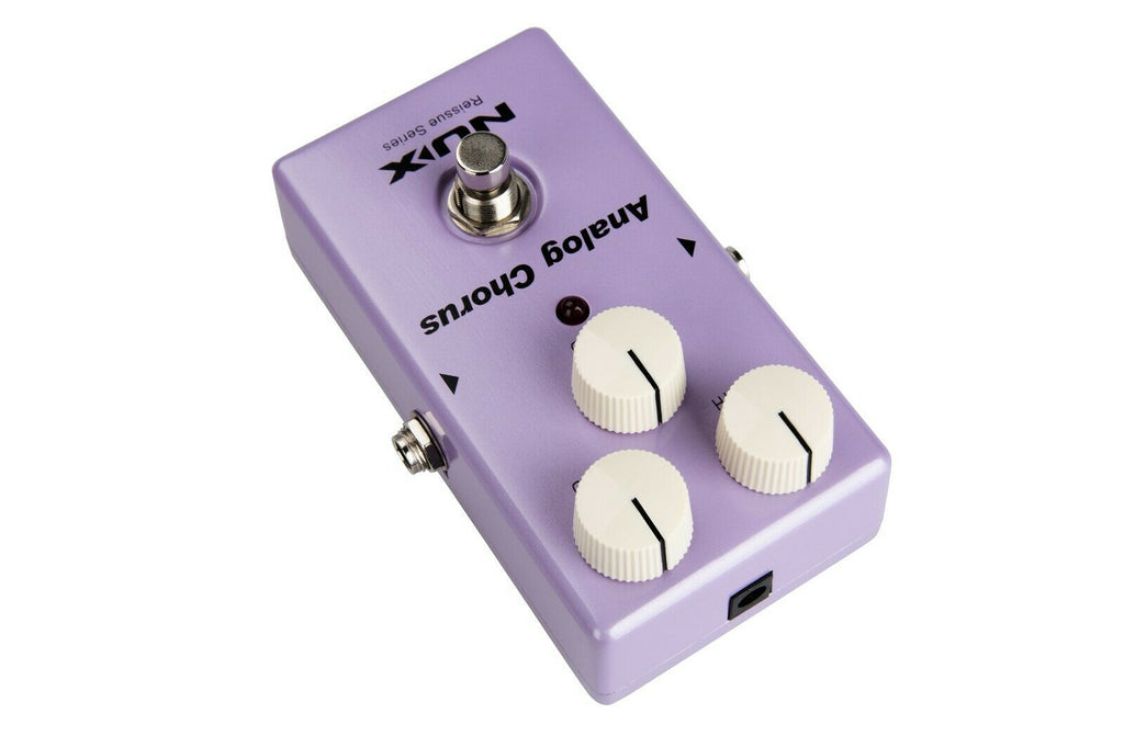 NUX Analog Chorus pedal — top control panel close-up