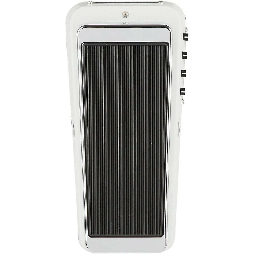Xotic XW-1 Wah pedal top view with rocker treadle