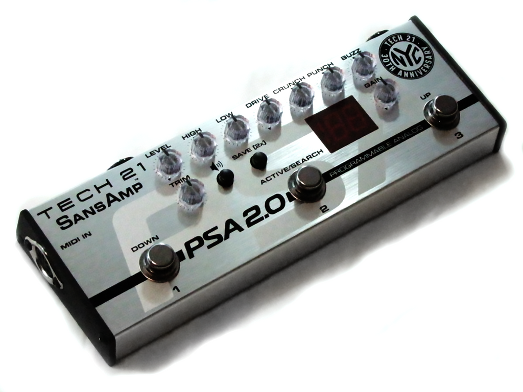 Tech 21 SansAmp PSA 2.0 preamp pedal — controls and footswitches detail