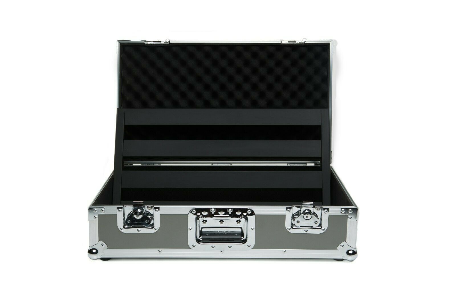Pedaltrain Classic 2 pedalboard — included accessories