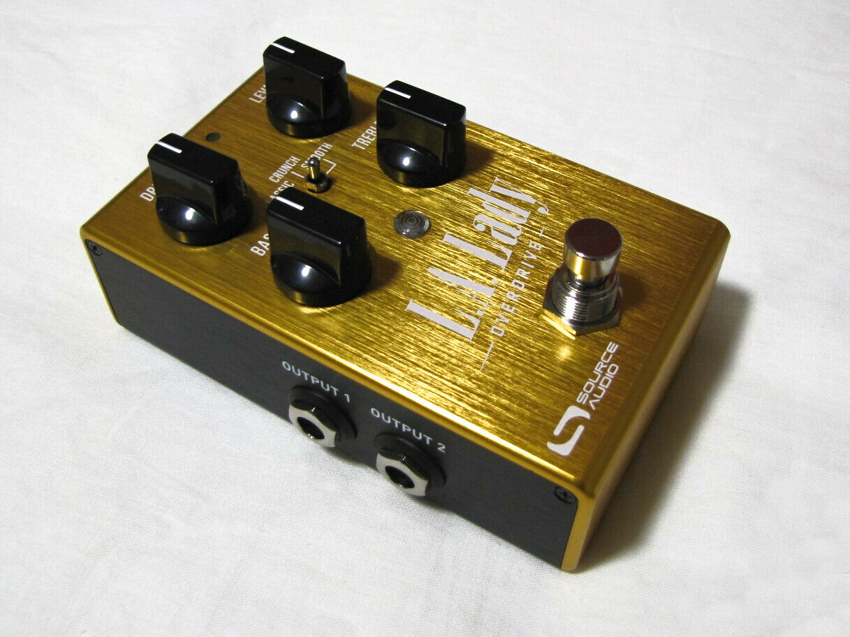 Source Audio L.A. Lady overdrive pedal — side jacks view