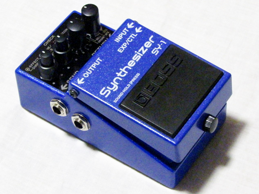 Used Boss SY-1 Synthesizer pedal showing jacks and Boss logo