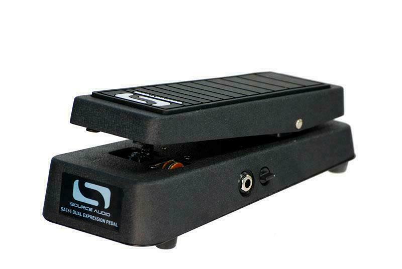 Source Audio SA161 dual expression pedal rear jacks view