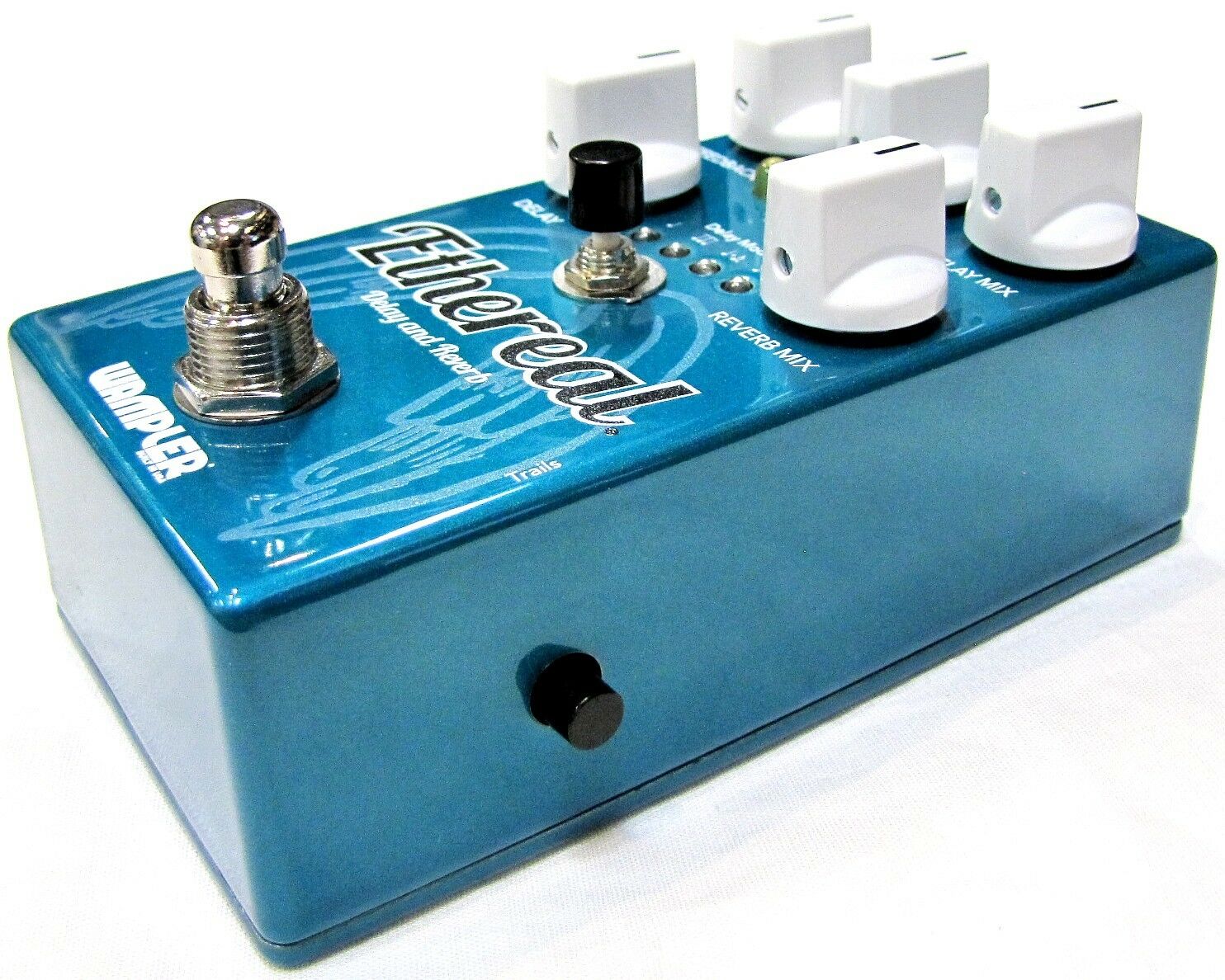 Wampler Ethereal pedal angled side view