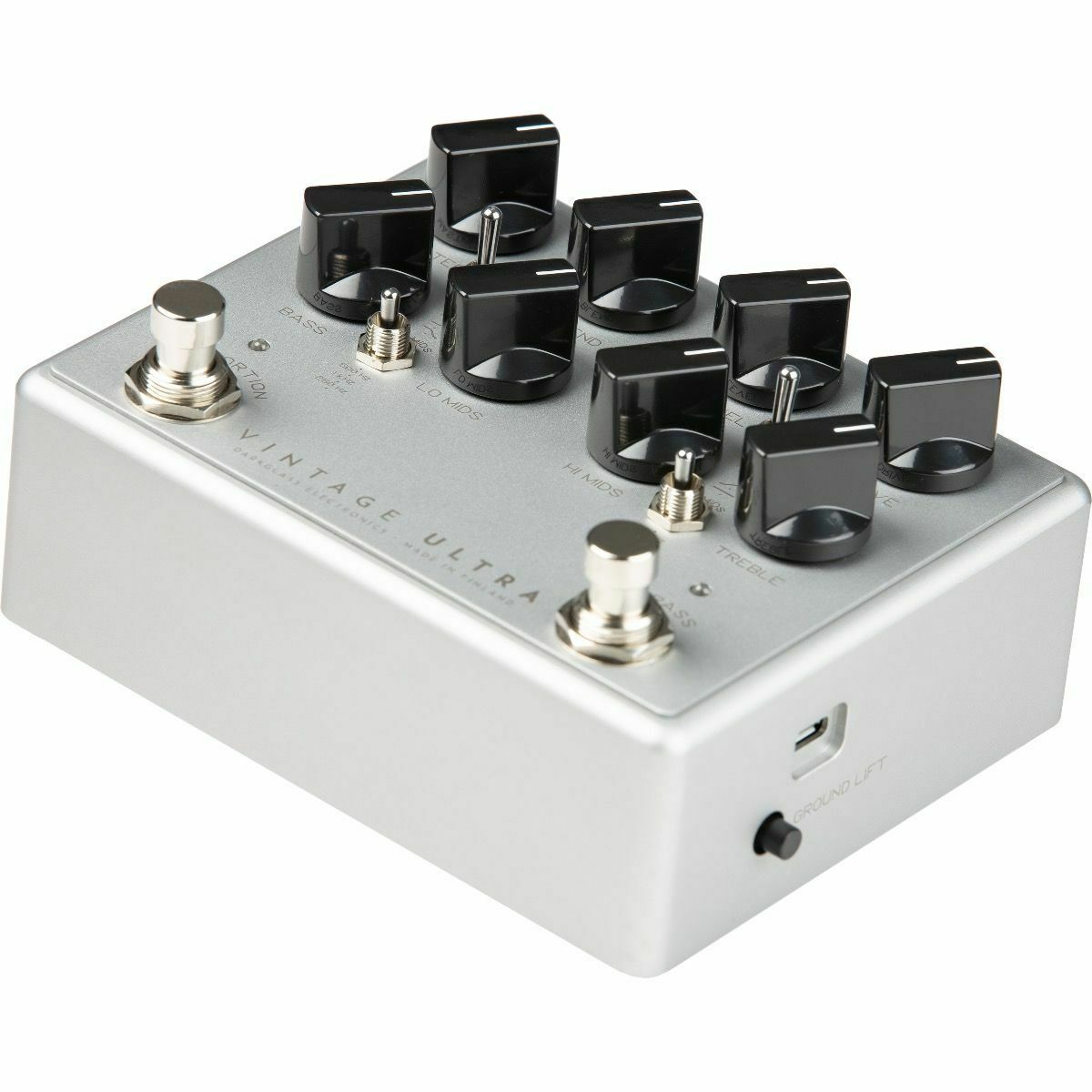 Darkglass Vintage Ultra V2 bass overdrive pedal rear jacks and XLR output