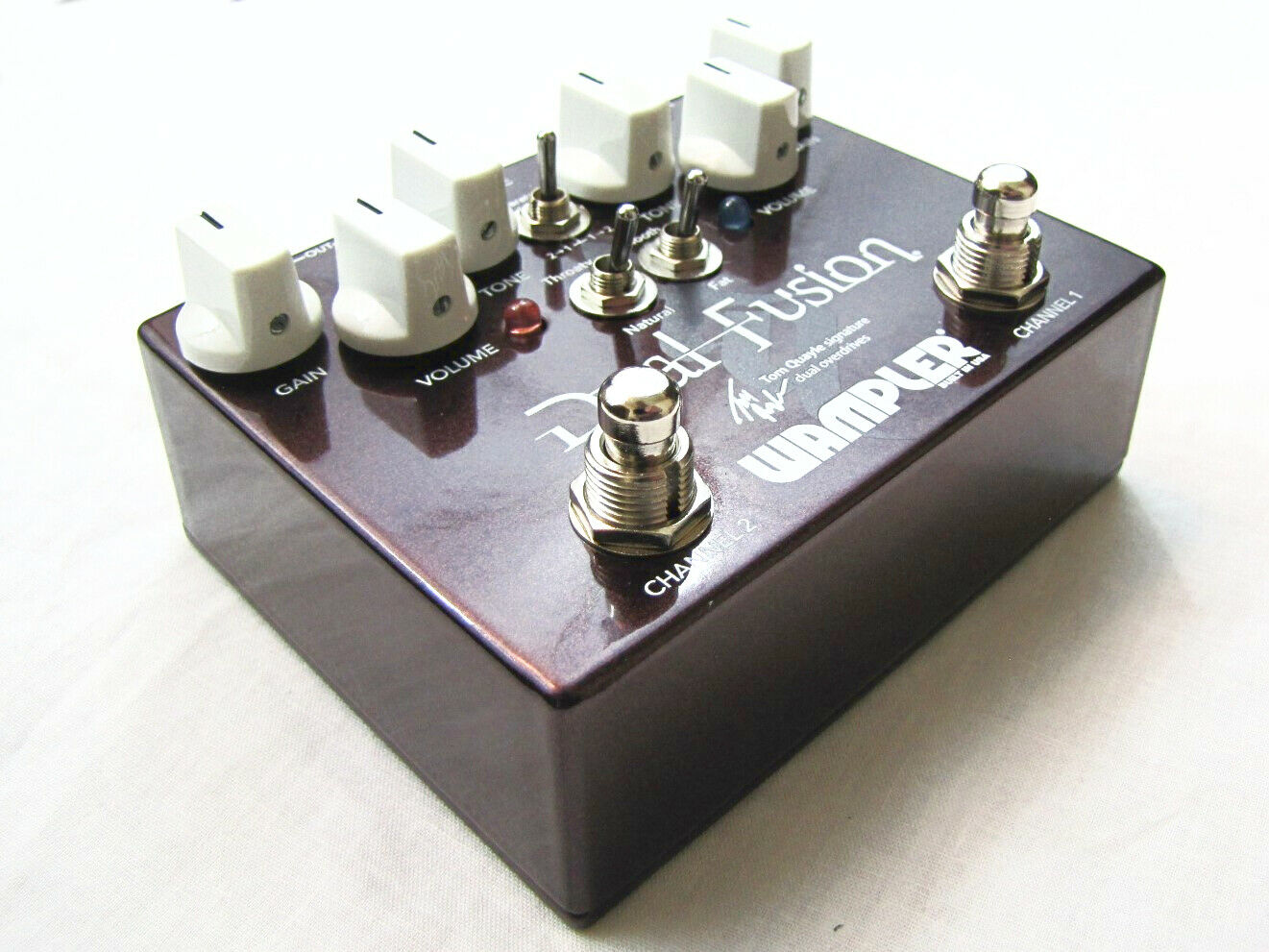 Wampler Tom Quayle Dual Fusion V2 pedal detail view of toggle switch and controls