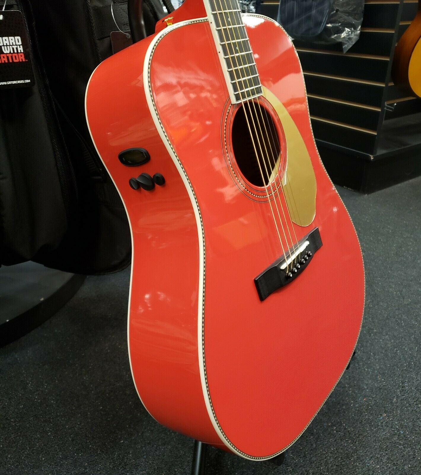 Fender Paramount PM-1E FSR acoustic-electric guitar — gold pickguard and bridge
