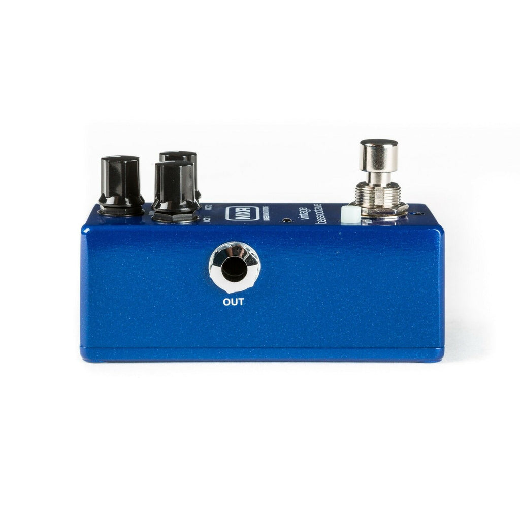 MXR M280 Vintage Bass Octave — input/output jack detail