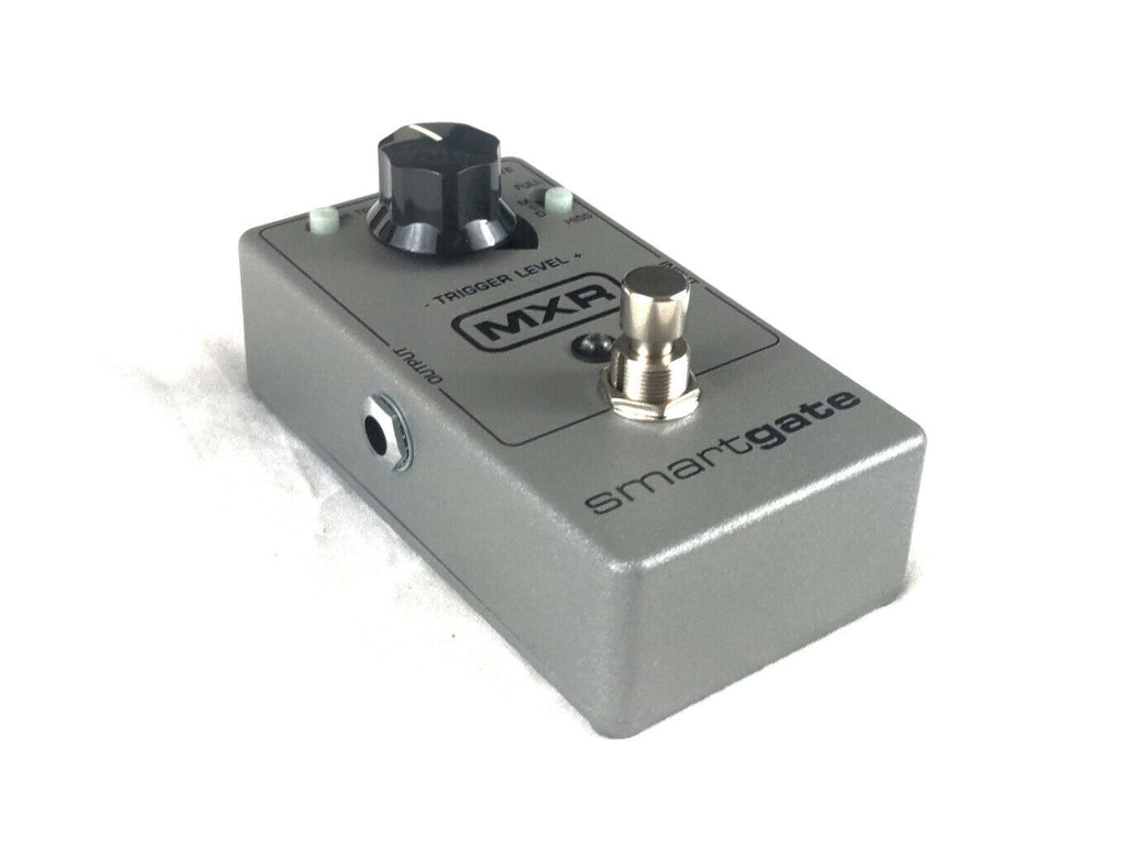 MXR Smart Gate M135 — side view showing input and output jacks