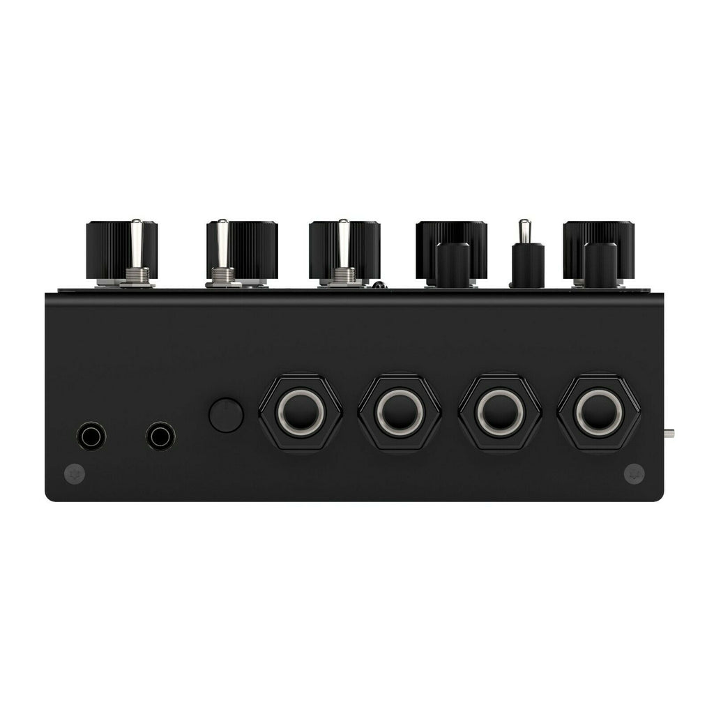 DSM & Humboldt Simplifier Bass Station cab sim DI pedal detail