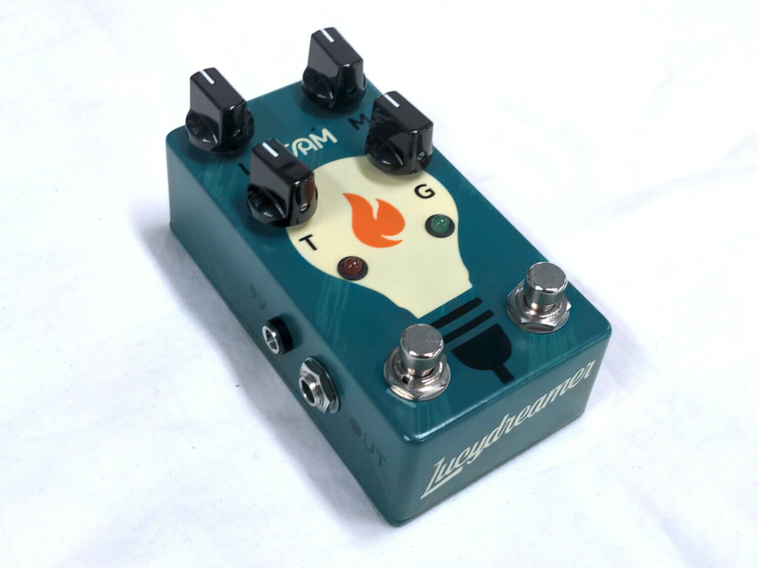 JAM Pedals Lucydreamer overdrive pedal controls and footswitches