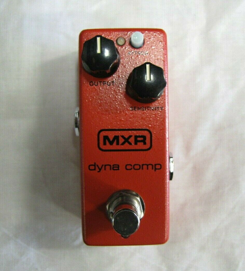 MXR M291 Dyna Comp Mini compressor pedal - red enclosure with Output and Sensitivity knobs