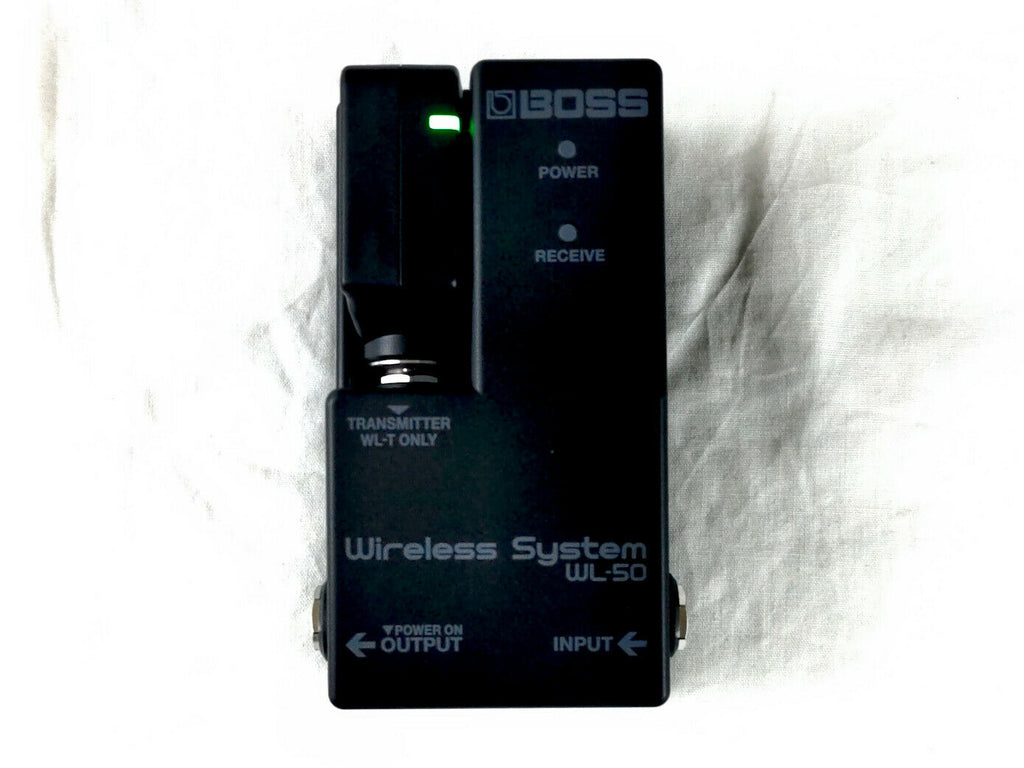 Boss WL-50 black wireless system receiver with docked transmitter for pedalboards